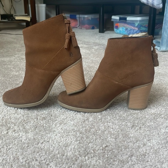 Hush puppies brown heeled booties - Picture 1 of 6